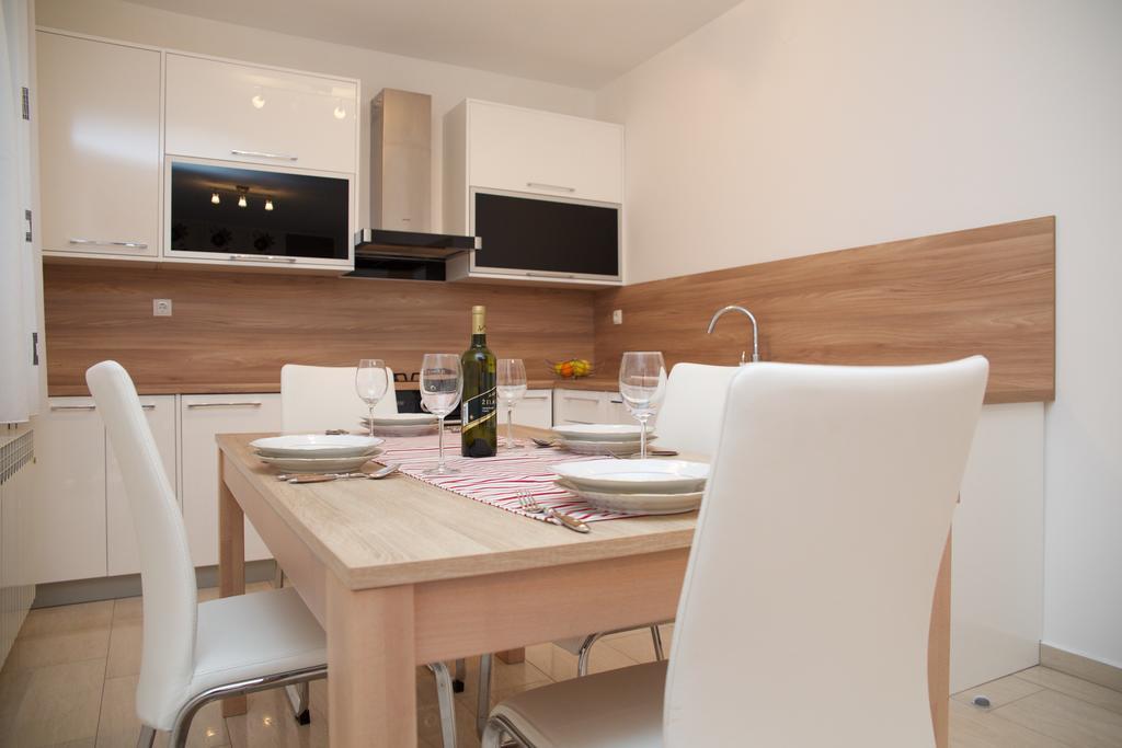 Antonija Apartments With Pool Biograd na Moru Kültér fotó