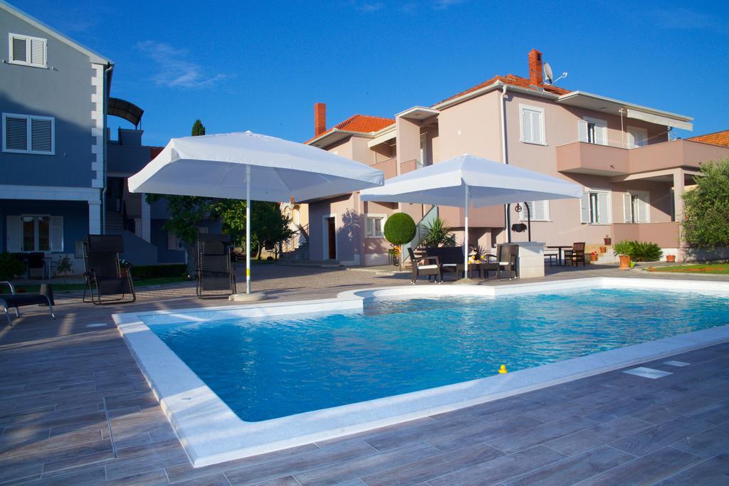 Antonija Apartments With Pool Biograd na Moru Kültér fotó