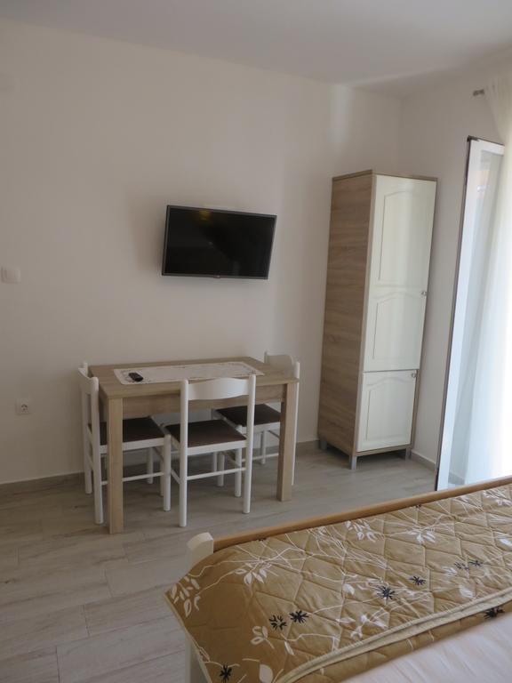 Antonija Apartments With Pool Biograd na Moru Kültér fotó